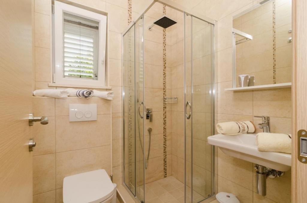 Apartments Marmo Млини Екстериор снимка