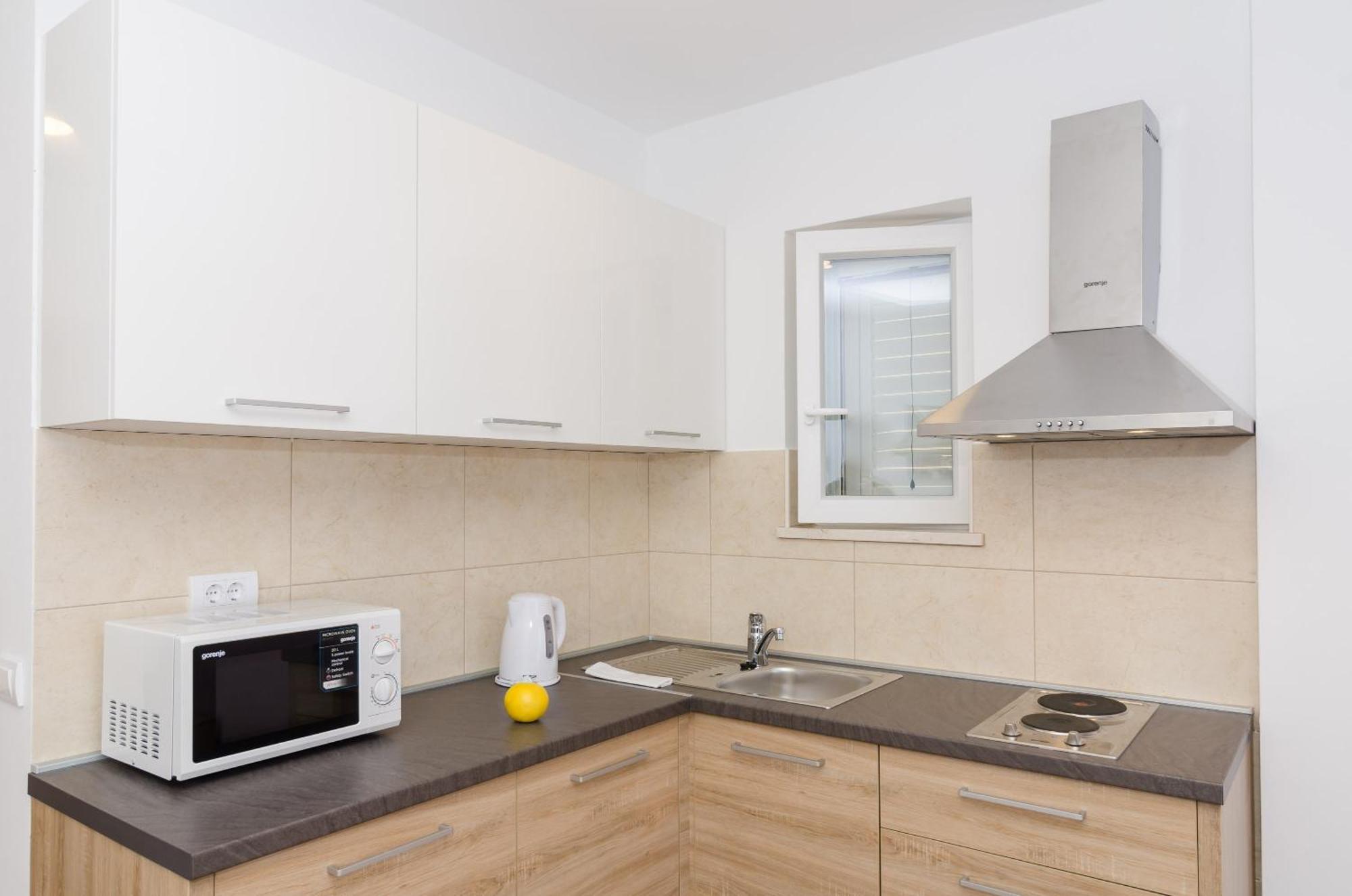 Apartments Marmo Млини Стая снимка